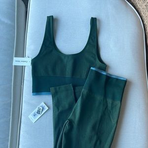 NWT Outdoor Voices Seamless Set (size M)